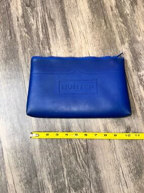 Hunter Target Blue Rubber Zipper Pouch Clutch Cosmetic Bag 10” Waterproof